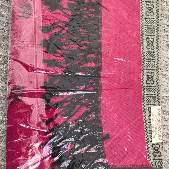 Pashmina - Picture 4 of 4